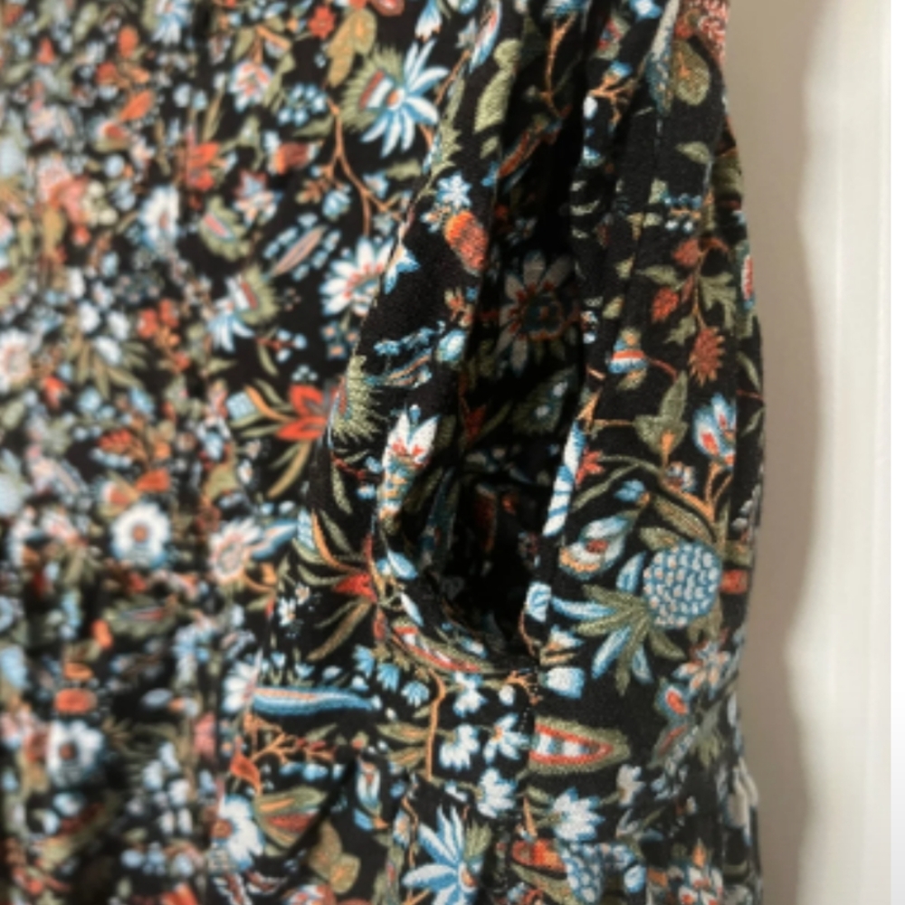 Old Navy - Floral-Print Tiered Button-Front Maxi Skirt, XS, Black Floral - Picture 7 of 14